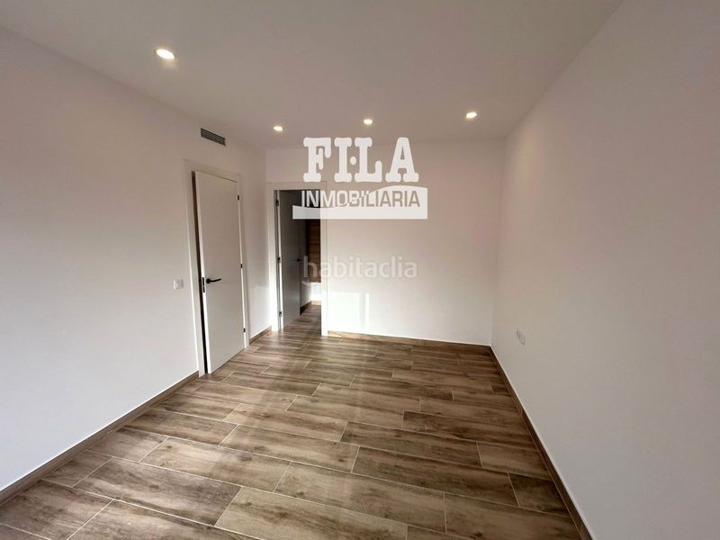 Foto 68a80356-f0ed-4925-925e-8712e9647178. Location chalet avec chauffage parking piscine dans Vendrell (El)