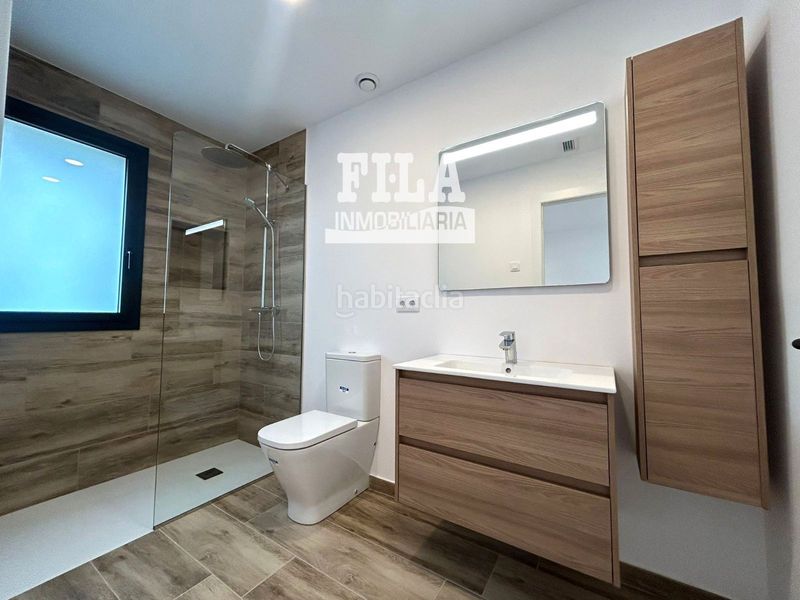 Foto 7b3df392-5340-4d8e-bfdc-0a8d137ed8d2. Location chalet avec chauffage parking piscine dans Vendrell (El)