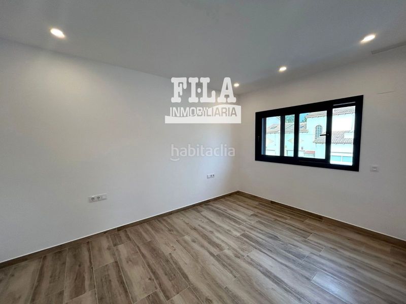 Foto f1068625-6dee-4f70-97b0-0dc426ae29dd. Location chalet avec chauffage parking piscine dans Vendrell (El)