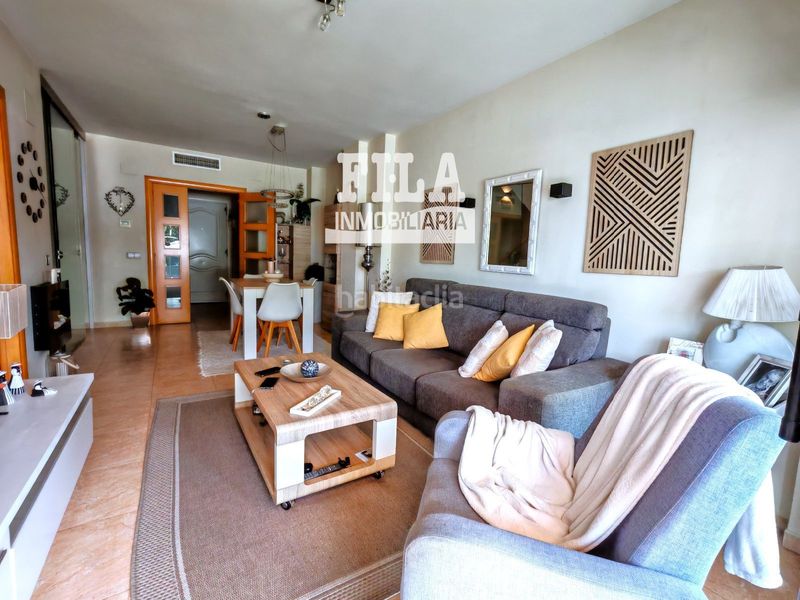 Foto b9696b31-e97a-4c37-b6e2-de951d0d3ade. Casa adossada amb calefacció aparcament a Bonavista Vendrell (El)