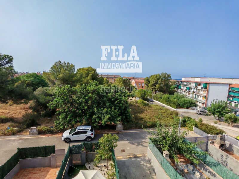 Foto fc89a564-f574-4314-9f93-fd4108dbee8a. Casa adossada amb calefacció aparcament a Bonavista Vendrell (El)