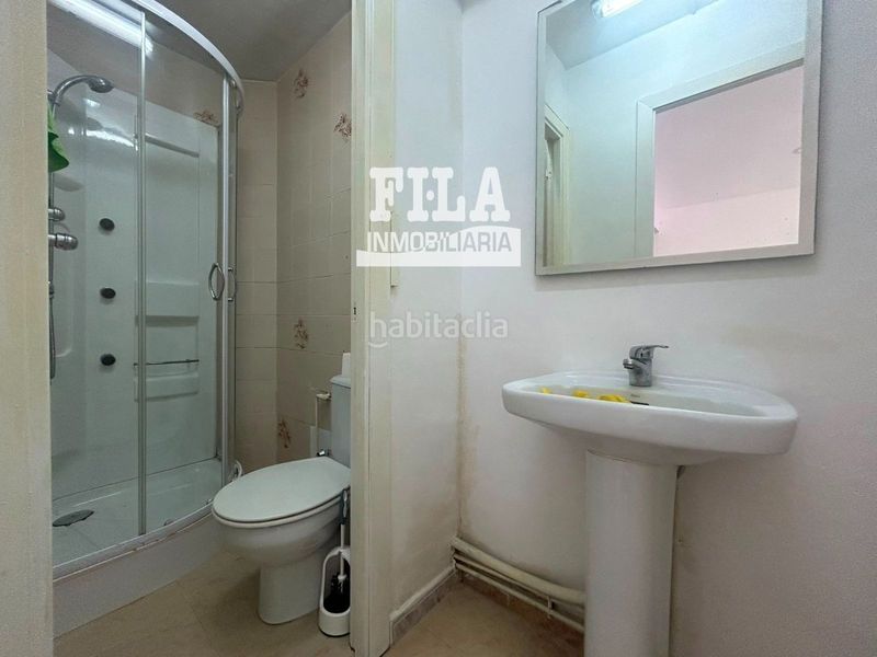Foto 0c6b52a5-c00c-4ac6-85f8-081cc9182317. Local comercial en Calafell platja Calafell