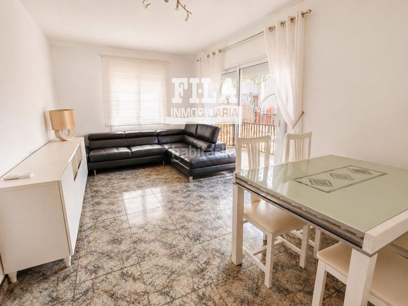 Foto c78791b1-7f04-4c49-8c7f-f9e5637e9fdb. Casa aparellada amb calefacció a Segur de Calafell nucli urbà Segur de Calafell