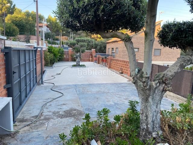 Foto 04d442a8-c774-48fb-8f98-746fdbc6ce7e. Terreny residencial a Castellbisbal