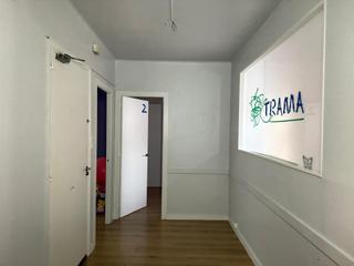 Büro in dels Arbres