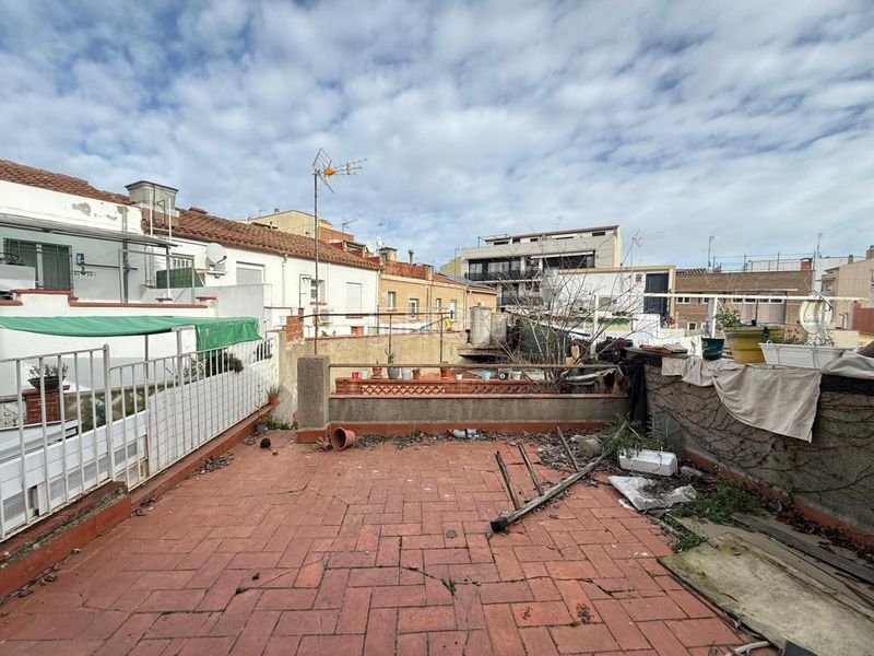 Foto 8837064c-b410-4fc0-85b4-55aa534a349c. Casa adossada a Sant Pere Nord Terrassa