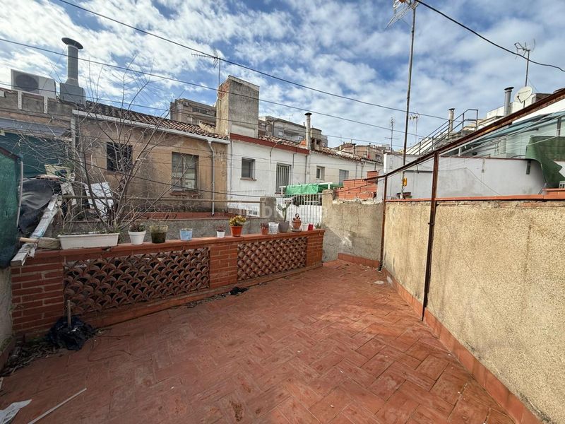 Foto bd0f557c-f2b9-486f-a741-a3f569d4cf57. Casa adossada a Sant Pere Nord Terrassa