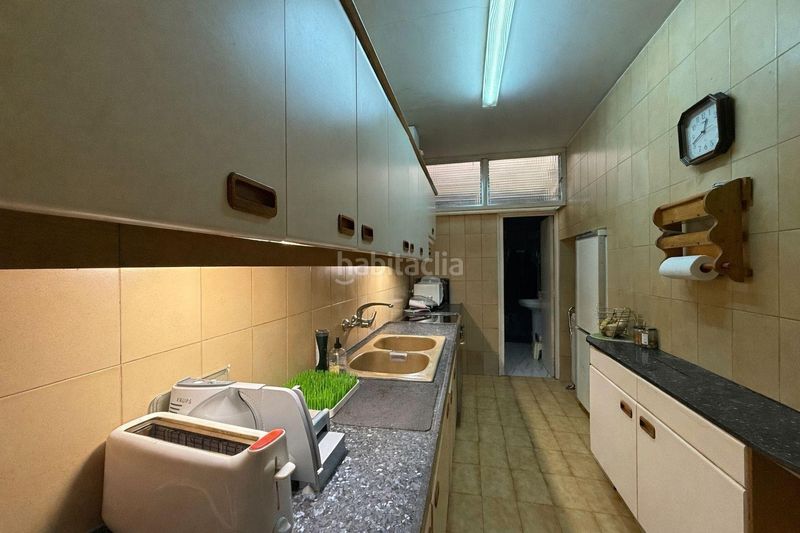 Foto 08565395-5b14-45ec-9efe-2bb55c37fe88. Casa adossada amb aparcament a Covadonga Sabadell