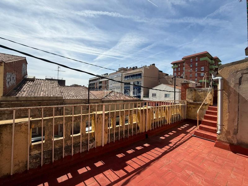 Foto 68b7fa46-e778-4255-900d-d1c6d2323838. Casa adossada amb aparcament a Covadonga Sabadell