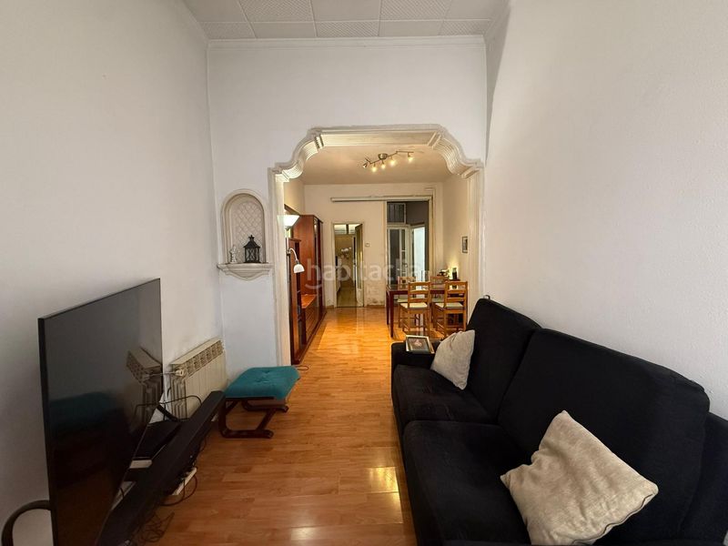 Foto 97975e30-ab1e-4273-91f4-967c485416ce. Casa adossada amb aparcament a Covadonga Sabadell