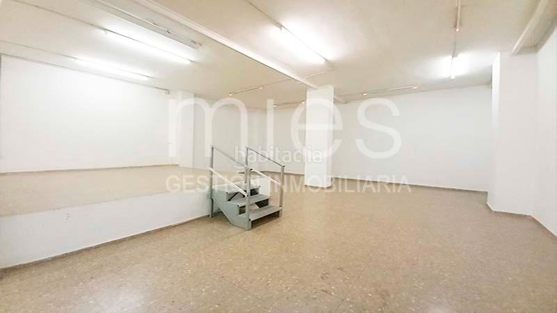 Foto 2bc0cc93-972e-41aa-90dc-bbe43191c989. Geschäftsraum in del primer de maig 0 in La Creu Coberta Valencia