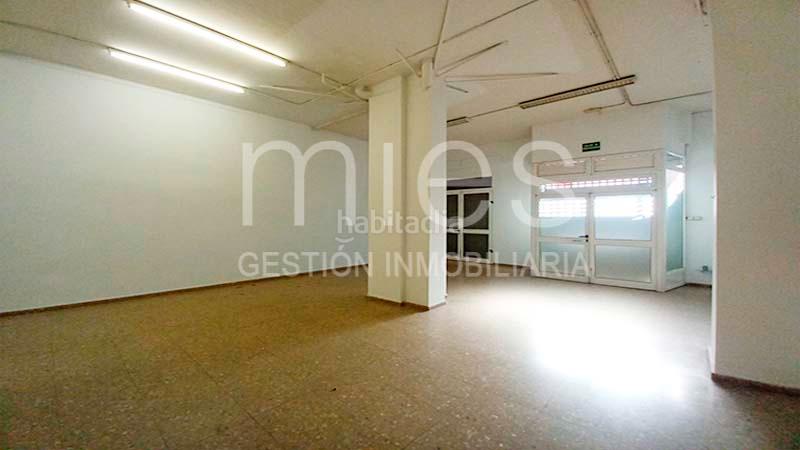 Foto ccfff489-451f-4e0a-b424-a2d382fcb8b8. Geschäftsraum in del primer de maig 0 in La Creu Coberta Valencia