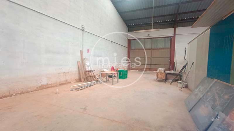 Foto c4e105e2-2348-4357-a1fc-15c967c0019a. Affitto capannone industriale in luis portabella 0 in Aldaia