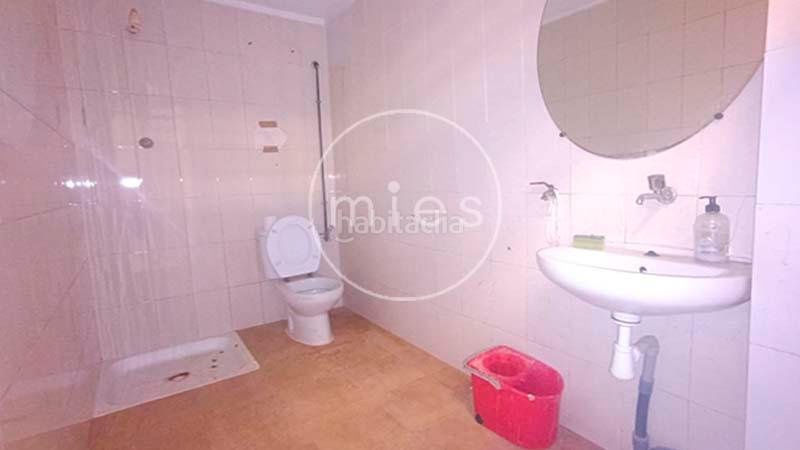 Foto dc0d8116-df86-412f-9d8f-f05edd6b7e10. Lloguer nau industrial a luis portabella 0 a Aldaia