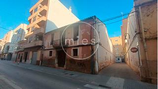 Edifici a Cl major 58 0. Edificio para rehabilitar o construir
