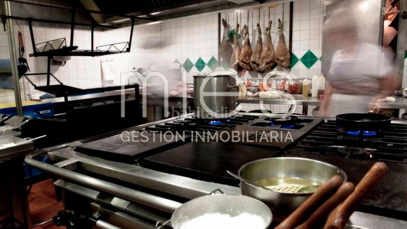 Foto 947c33e4-211e-4520-ad43-0c5fd9f2f8cb. Local comercial en avenida gomez ferrer 17 edificio esquinero en Torrent