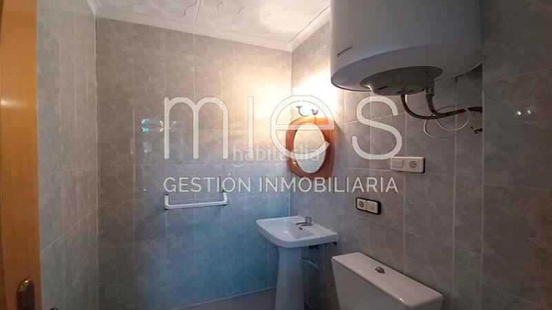 Foto af1f72d0-a51d-42c0-8a2d-8d865a11e750. Local comercial a avenida gómez ferrer 0 a Zona la Ermita Torrent