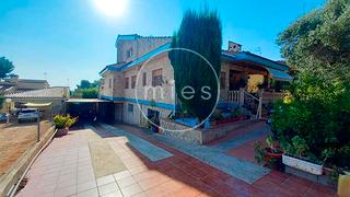 Xalet a Urbanización altury 0. Villa mediterránea en altury