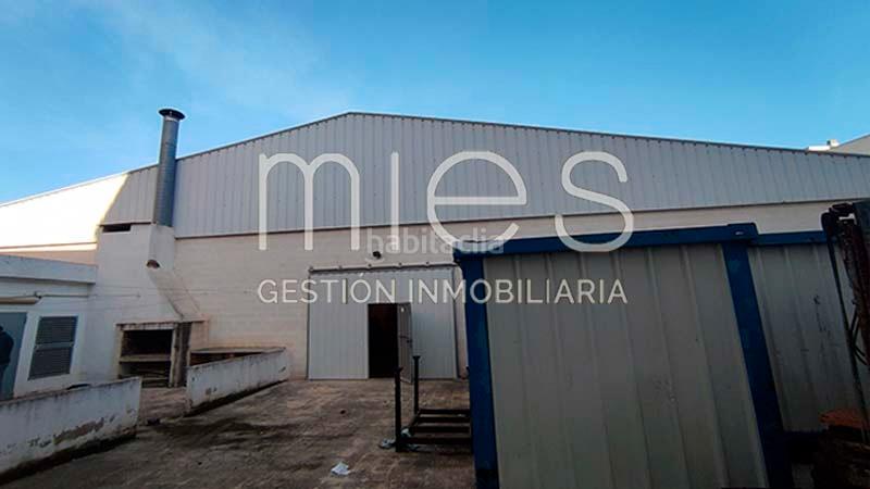 Foto 8c88e5b5-2639-412a-807c-e3d7f65169d5. Local commercial dans cl malva-rosa 2 dans Zona Calle Valencia Torrent