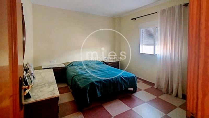 Foto b20dc8b7-3be4-4193-b88f-518019258ec2. Chalet en montserrat 0 chalet independiente montserrat en Monserrat