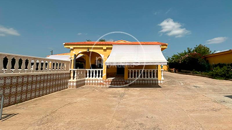 Foto 254af4b7-8da4-4c99-a81a-f57c2073b102. Xalet a cañapar 0 a Turís