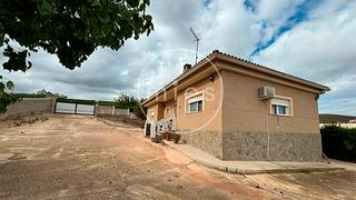 Chalet  Calle 5 altury 0. Chalet urbano en altury