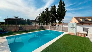 Xalet a Montur 0. Finca rústica con piscina  calabarra