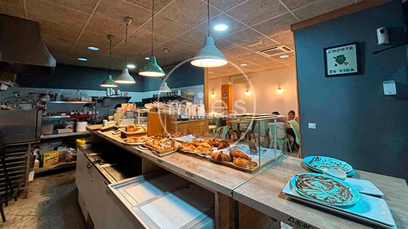 Foto c92be7e6-b72f-4c87-8c0f-e5fef1bde3e5. Traspaso local comercial en santa maria del puig 2 traspaso cafetería la nube en Picanya