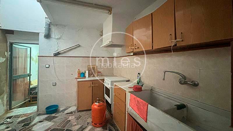 Foto 310ba20c-7126-48c4-8180-0adf0104d9ba. Maison jumelée dans Montroy 0 dans Montroy