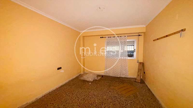 Foto 0a28dc3e-ab85-4f40-8252-2637d7b9014d. Appartamento in calle industria 0 in Plaza Xúquer Paiporta