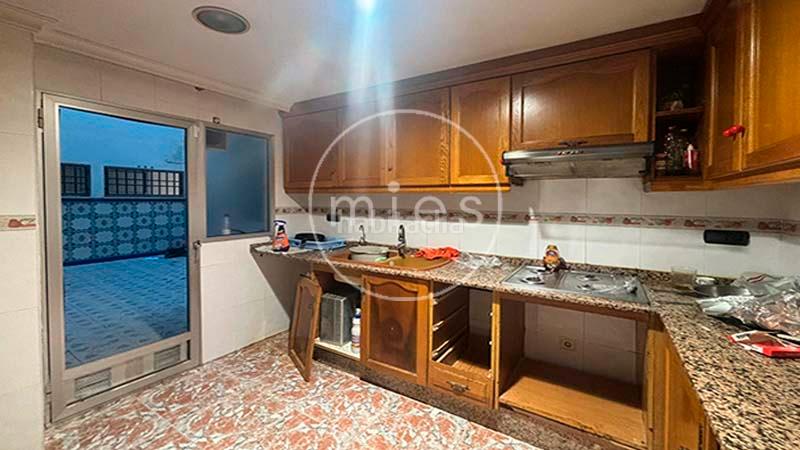 Foto 8042fdc2-e622-485d-b5a5-2112175200a9. Appartamento in calle industria 0 in Plaza Xúquer Paiporta