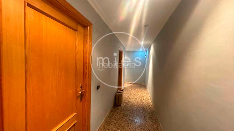 Foto dd27926e-0d28-4297-9852-e2a8f1f16149. Appartamento in calle industria 0 in Plaza Xúquer Paiporta