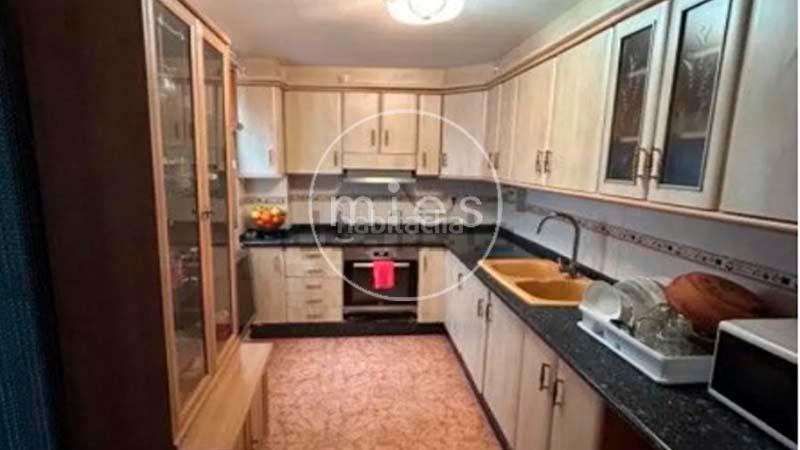 Foto 8010431f-f262-4551-9ff7-f75b5d72964f. Pis a calle valencia 0 a Zona la Ermita Torrent