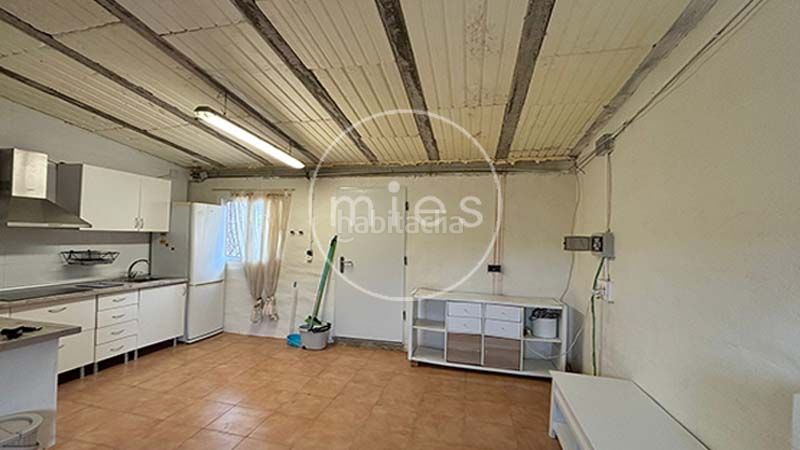 Foto 40944f39-7d77-4b8f-aac0-ec426e9906d8. Finca rústica a altury 0 a Turís