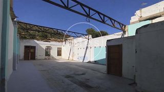 Fondo rustico in Montserrat 0. Parcela con almacén  montserrat