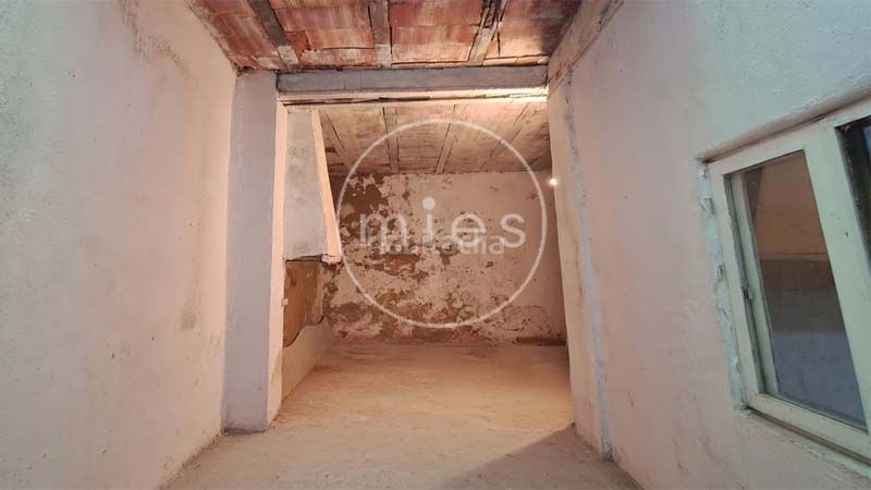 Foto 4a94d831-01b2-44c6-816b-829479d5d2bb. Towny house in calle mayor 0 in Montroi / Montroy