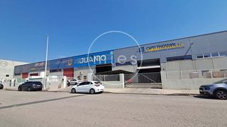 Miete Fabrikhalle in Galicia 0. Nave industrial en alquiler con oficinas y patio