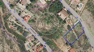 Propriété à Urbanización altury 0. Parcela urbana en urb. altury