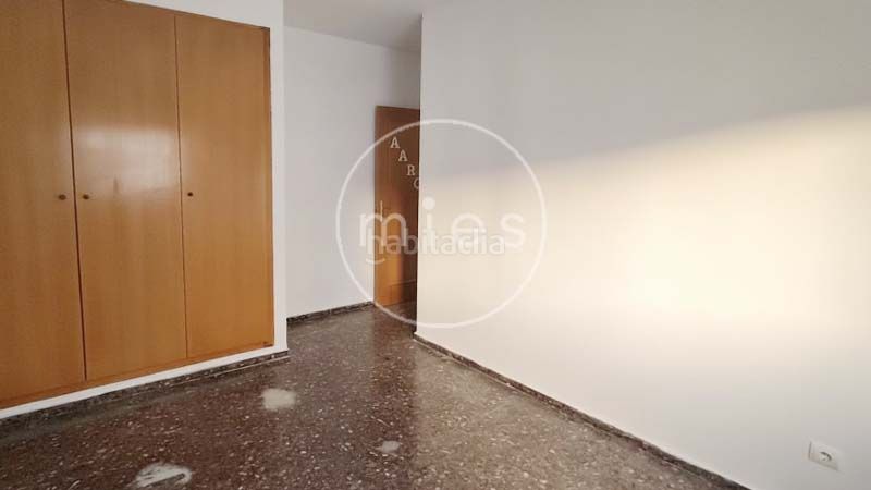 Foto a6643b36-0419-4ae8-a8be-6ad1d5213064. Piso en carrer america 0 piso en venta en Real de Montroi