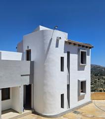 Casa aparellada  Calle penya el figueret. Rellu. chalet nueva construcción