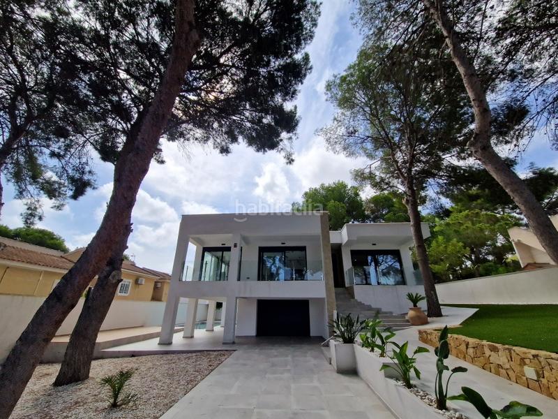 Foto 09a9a029-eabc-4d35-bd78-8c82cf7141b4. Chalet avec cheminée chauffage parking piscine dans Torrevieja