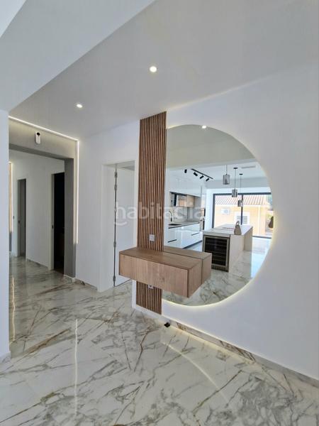 Foto 1c7df865-da5b-41a4-a902-3cf9b5f6db48. Chalet avec cheminée chauffage parking piscine dans Torrevieja