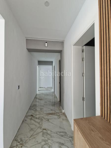 Foto 301f665d-9e7d-4dc8-8d2a-7f89a4768ded. Chalet avec cheminée chauffage parking piscine dans Torrevieja