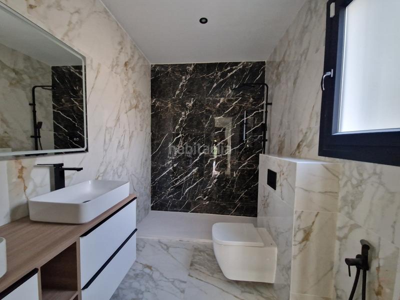 Foto 31de78a2-28bb-49bc-8d14-ed5f79e43e7d. Chalet avec cheminée chauffage parking piscine dans Torrevieja