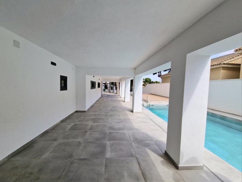 Foto 86413908-3c02-44ac-a8f7-5812c9045006. Chalet avec cheminée chauffage parking piscine dans Torrevieja