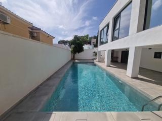 Chalet  Ronda d. ricardo lafuente aguado. Live the dream — brand-new luxury villa in los balcones