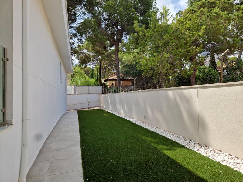 Foto f525c59e-3926-4c75-a33f-c8c2d8b9cd45. Chalet avec cheminée chauffage parking piscine dans Torrevieja