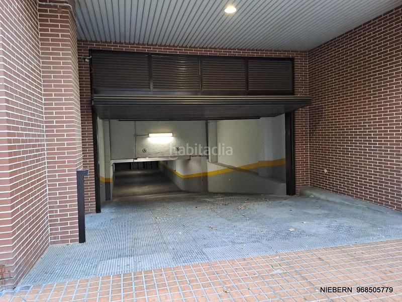 Foto 6b60f470-cf98-4a23-80c9-566db2fca2c1. Aparcament cotxe a calle trafalgar 1 a Alameda Cartagena