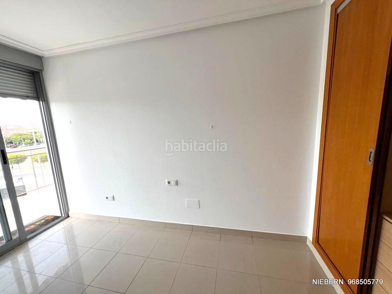 Foto 320b446c-ee17-4dc0-9ee7-a4b58e383b79. Alquiler piso ?? piso amplio con garaje y trastero incluidos, en excelente ubicación – en Cartagena