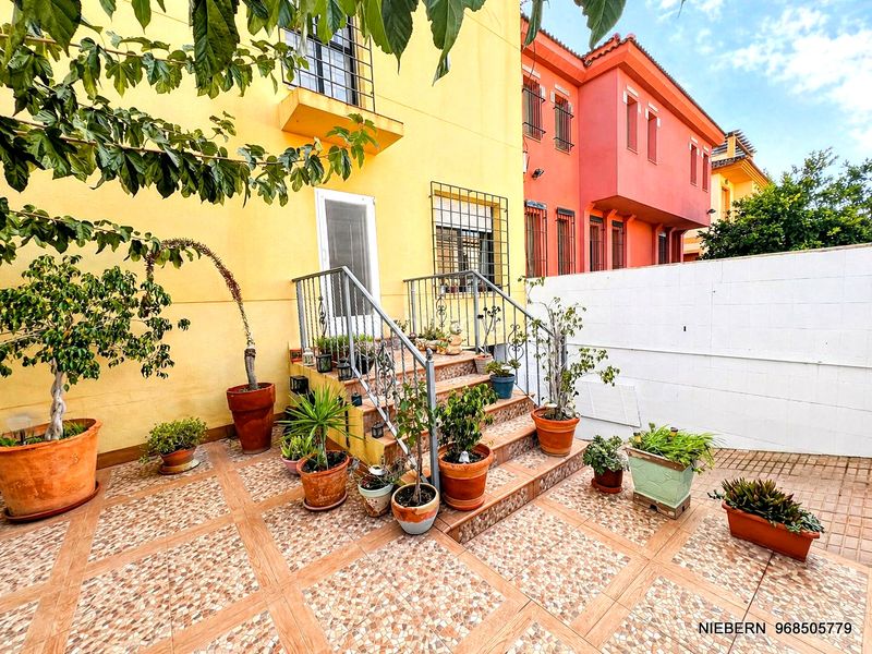 Foto 0206a3de-4aca-45a9-b0f6-cc648ff30e64. Chalet in calle félix martí alpera 12 in Ciudad Jardín Cartagena